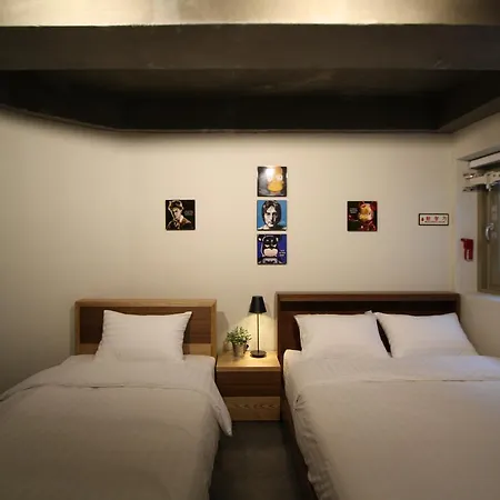 Nabi Hostel Seoul Exterior photo